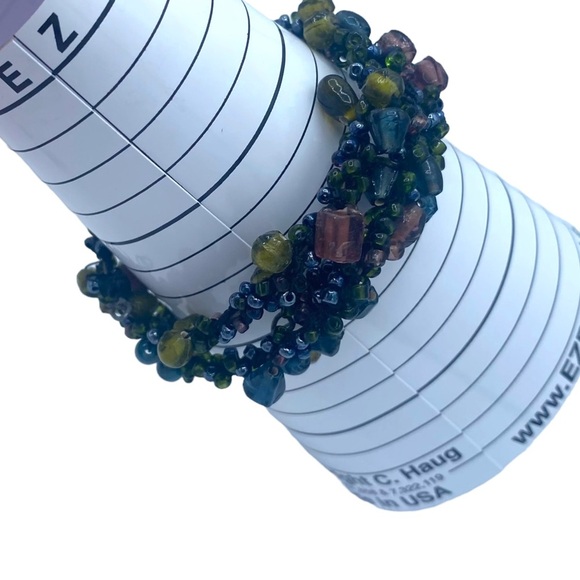 Hanmade memory wire wrap bracelet glass beads green - Picture 2 of 5